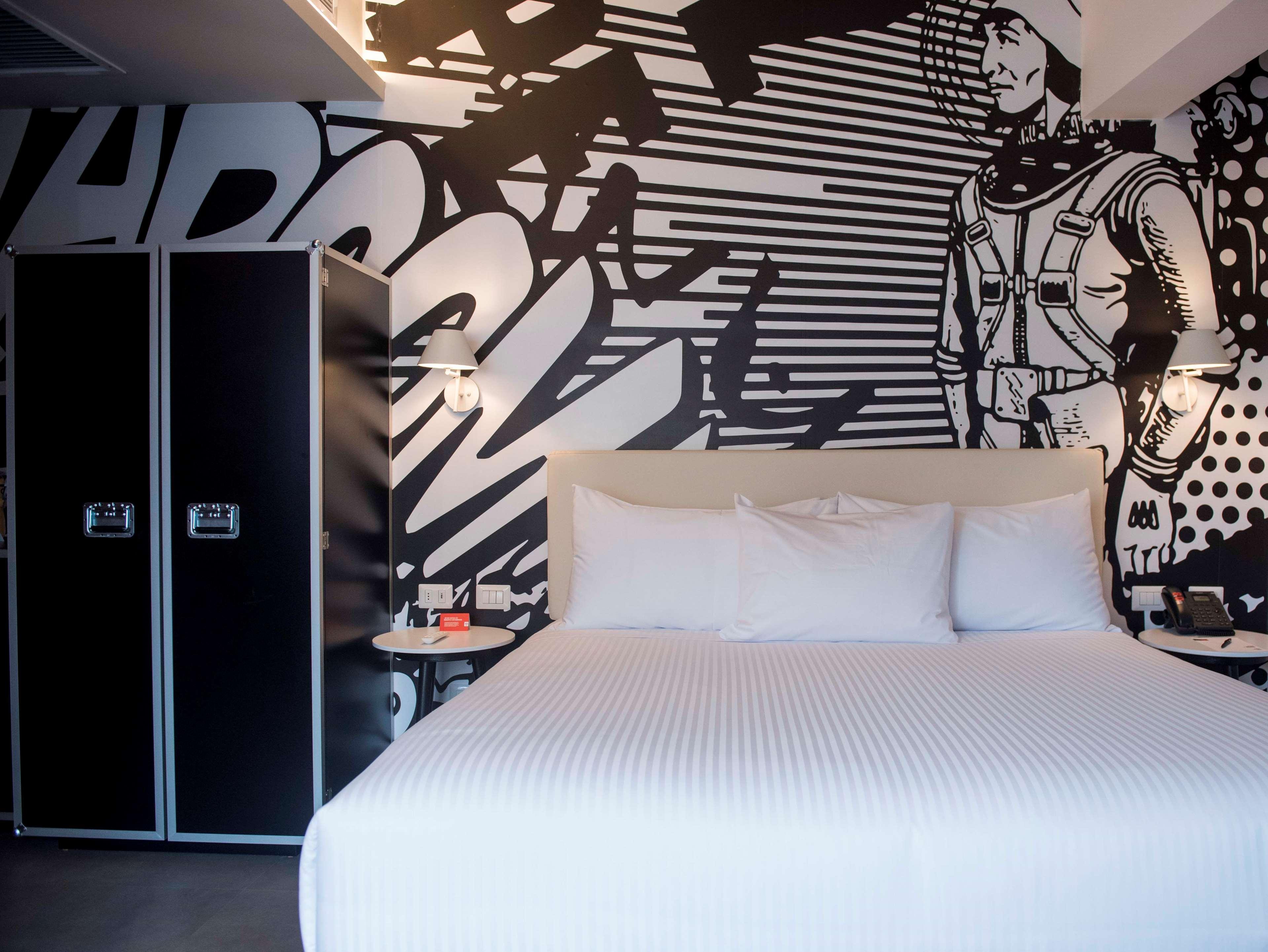 Hotel Radisson Red Miraflores 4*