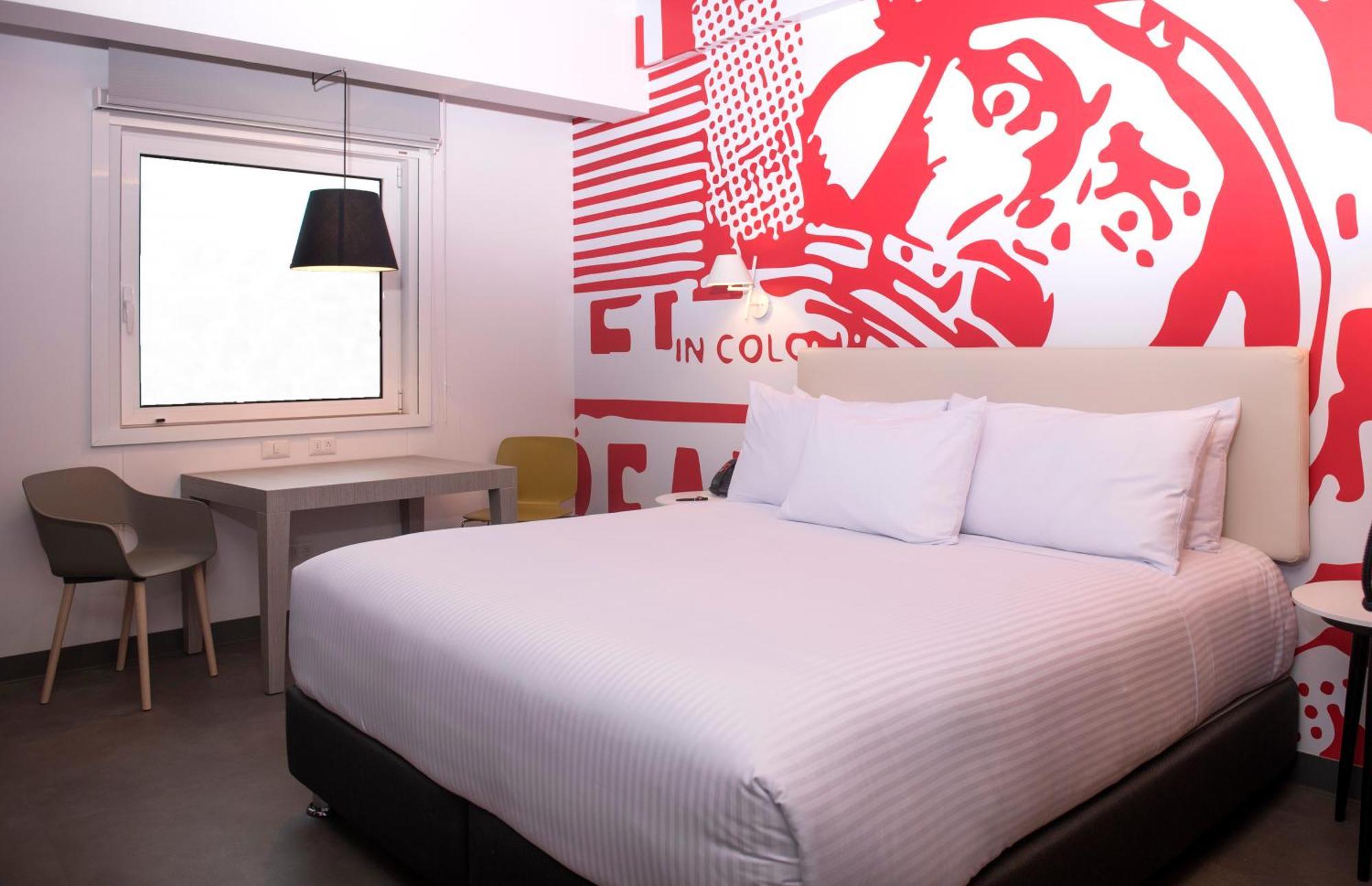 Hotel Radisson Red Miraflores Lima